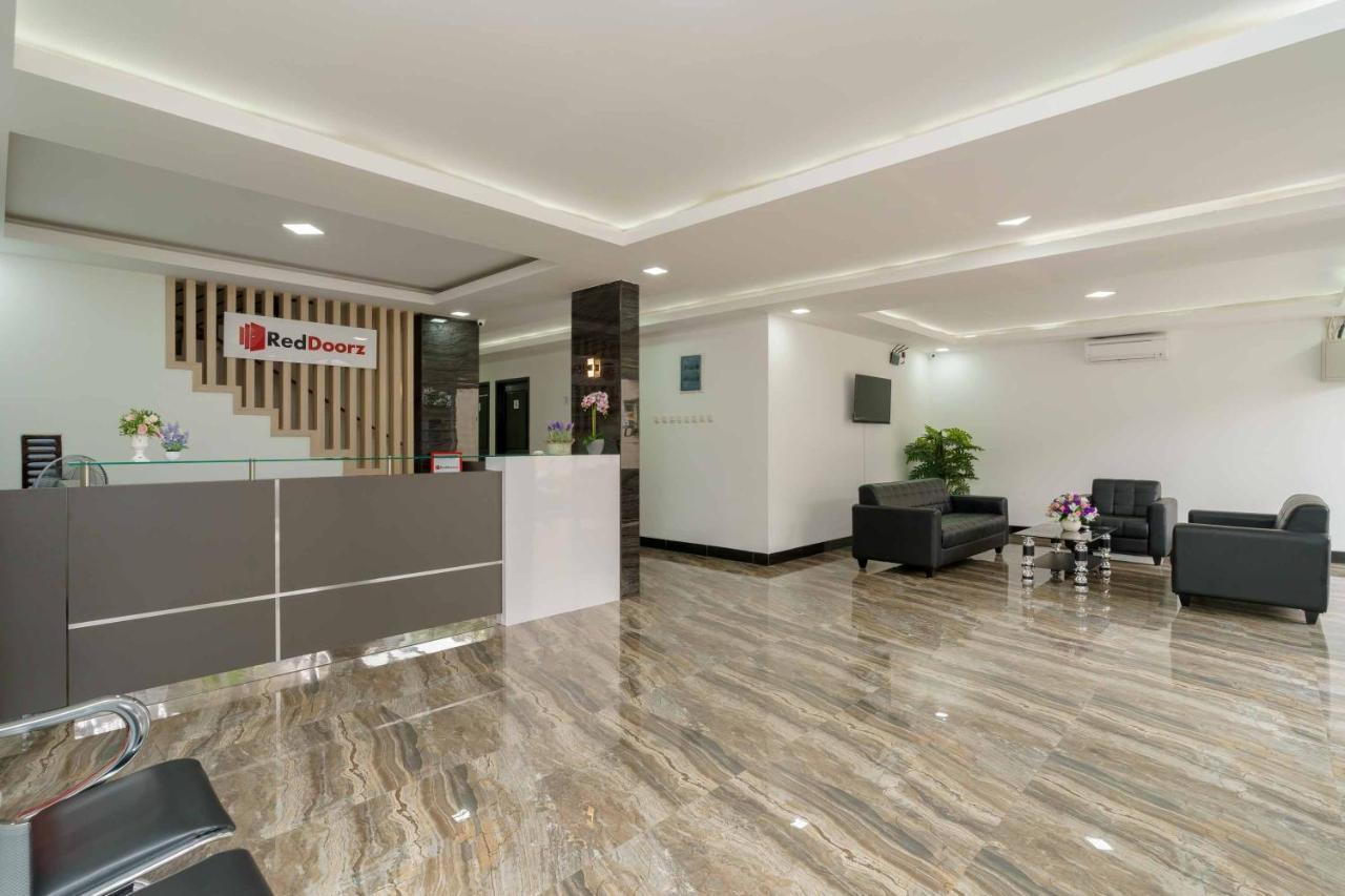 Reddoorz Plus Near Eka Hospital Bsd 5 Dadap Exterior photo